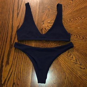 Navy bikini